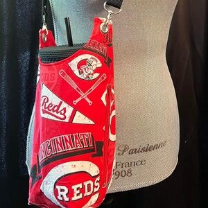 Cincinnati Reds H20’Crossbody Bag